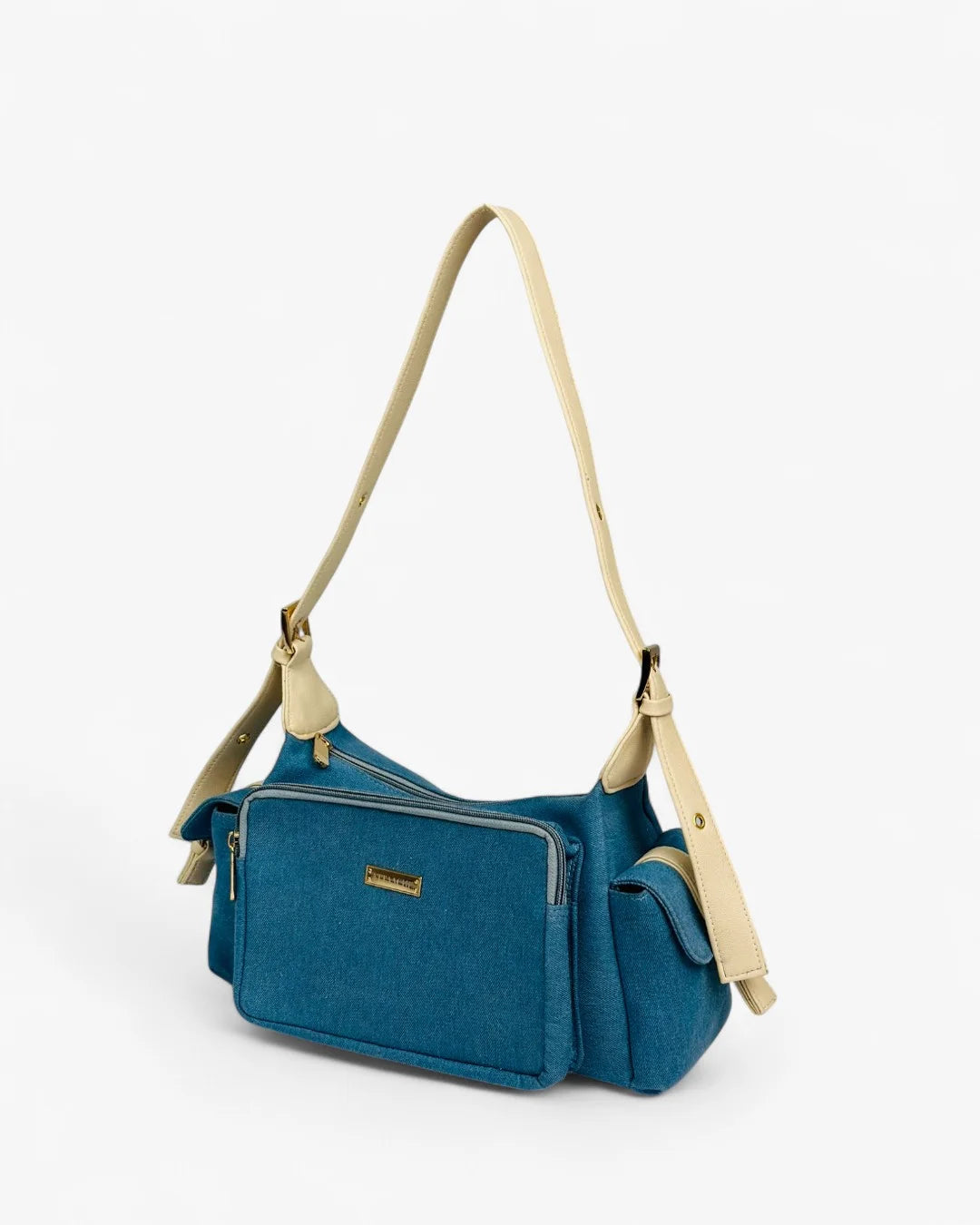 21D40FB7-2055-46B9-80D3-B9AFDD2A39EC-Photoroom