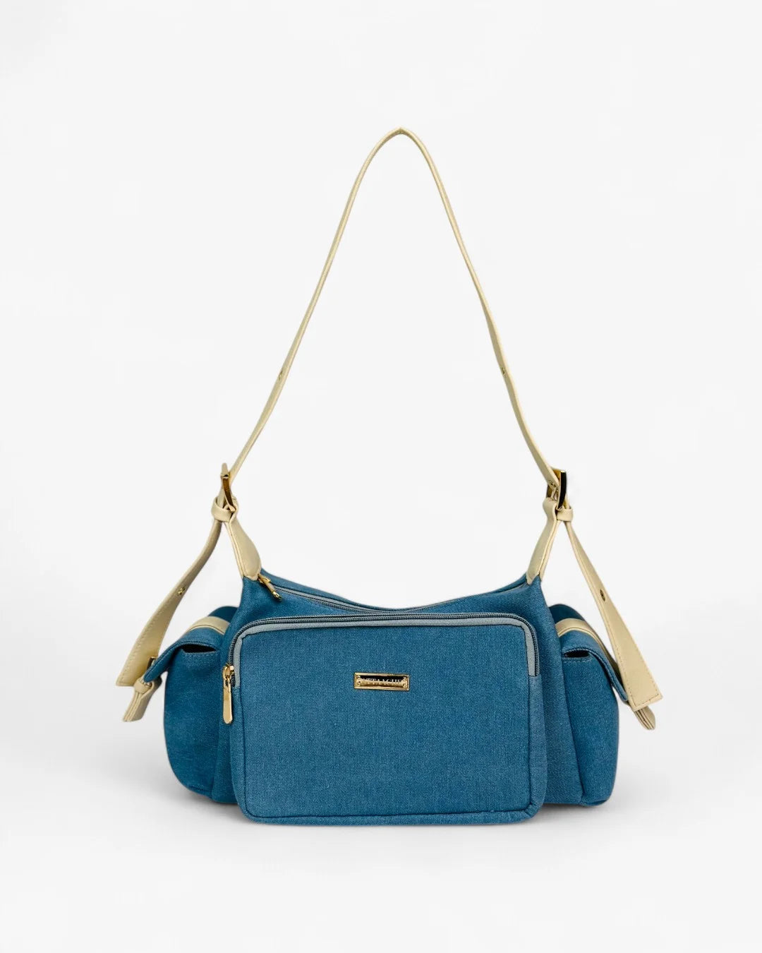 4378FBEE-552D-4B60-8C0C-2BAB36ECF1EB-Photoroom