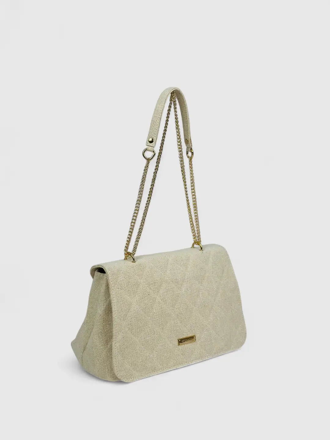 892056B0-8927-4D53-99A2-66AF4FC848DA-Photoroom