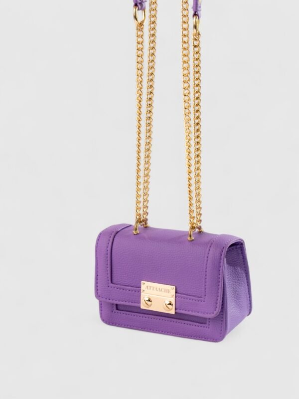 LOLA - Image 23